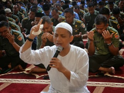 Gerombolan Syiah Serbu Az-Zikra, Arifin Ilham Siap Umumkan Jihad
