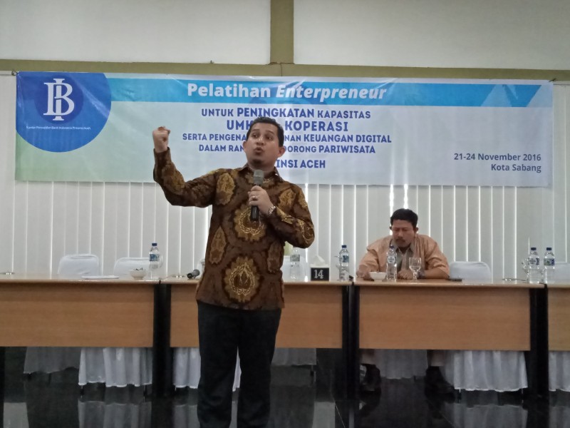 Didepan Peserta Talkshow Yang Diadakan Bank Indonesia, Pemuda Ini Anjurkan Jangan Meminjam Uang di Bank