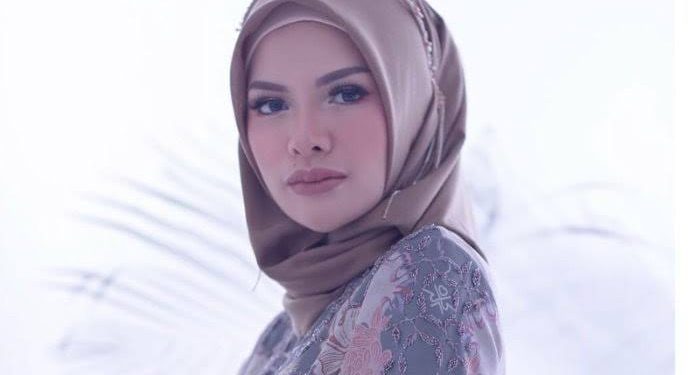 nikita mirzani alumni gontor