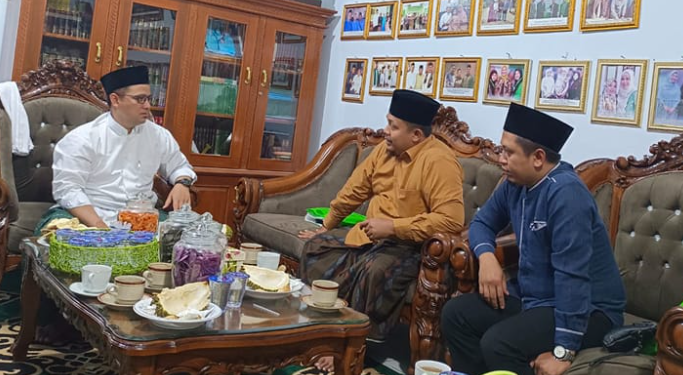MEMBANGUN RUH SPIRITUAL PESANTREN DAN NASIHAT KIAI HASAN GONTOR